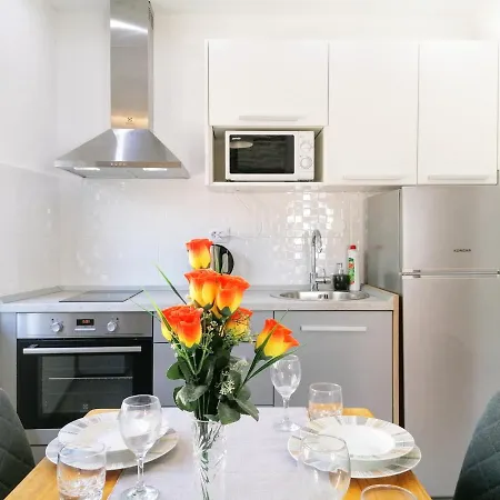 Apartmani Buljubasic Apartment *
