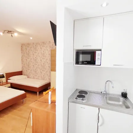 Apartmani Buljubasic Apartment