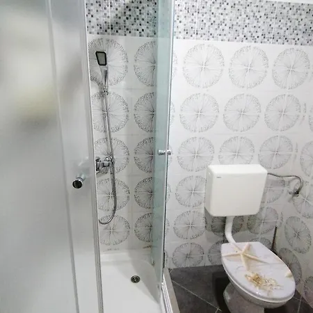 Apartmani Buljubasic * Baska Voda