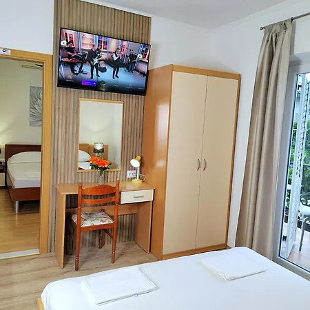Apartment Apartmani Buljubasic Baska Voda